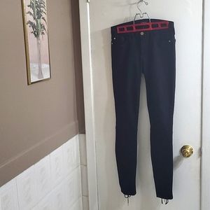 Marciano soft denim in black